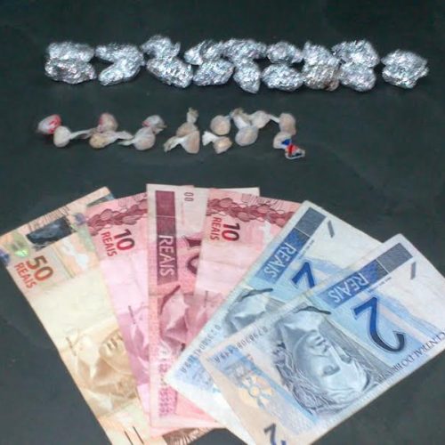 Adolescente é apreendido com drogas no bairro Cristo Redentor