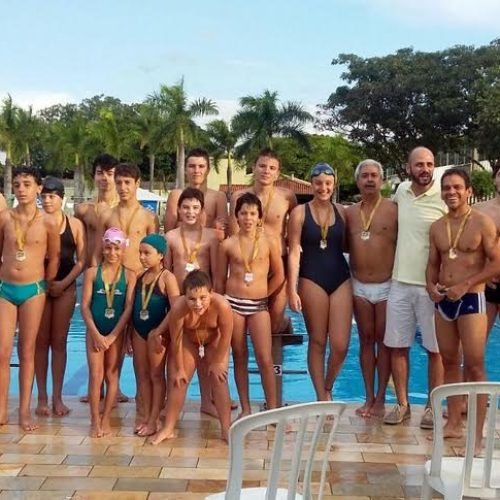 Atletas da natação do Clube de Campo participam da Virada Esportiva da Prefeitura
