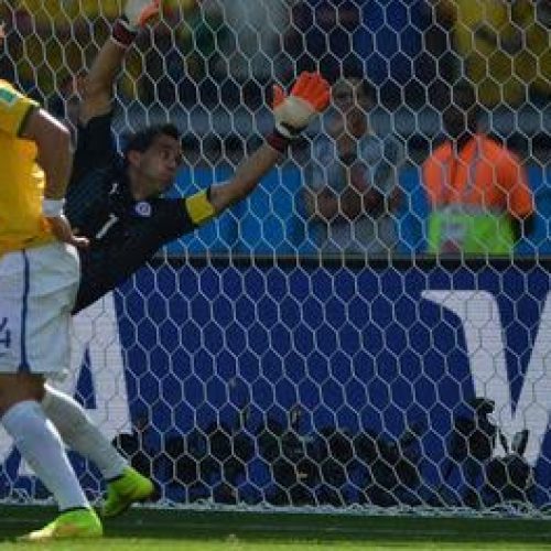Brasil vai às quartas de final após decisão nos pênaltis