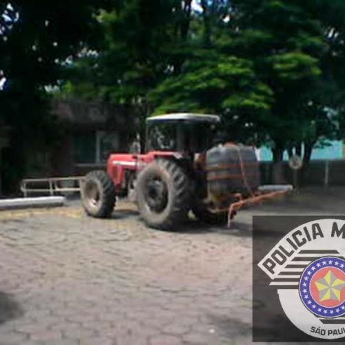 Agricultor localiza na área rural de Porto Ferreira trator furtado