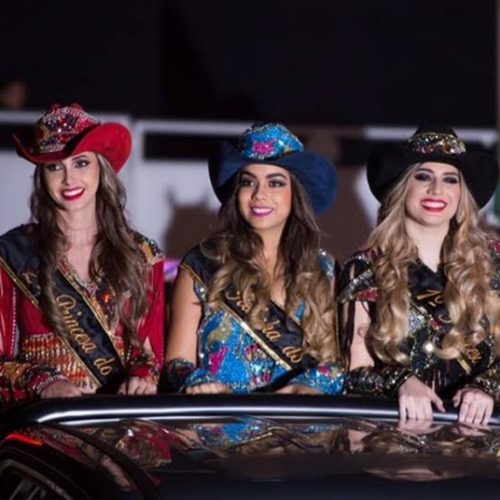 Carro de Boi é atração diária nas aberturas da Festa do Peão de Americana