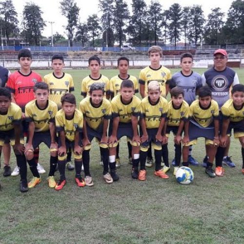 Porto Ferreira F.C. vence pela Copa Paulista de Futebol