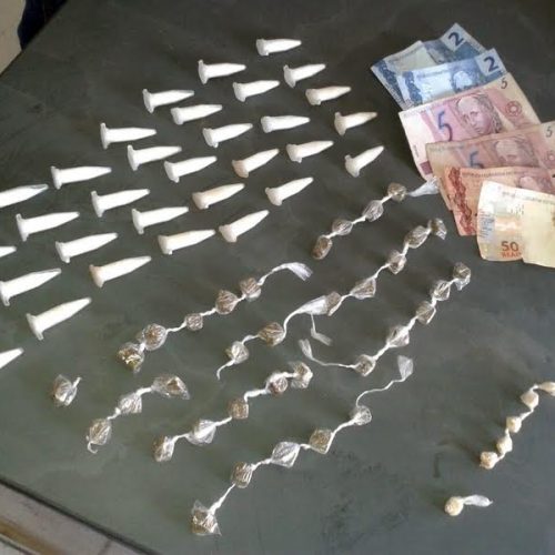 PM apreende menor por tráfico de drogas na Vila Maria e verifica que ele estava desaparecido