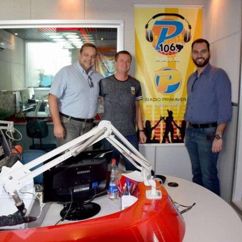 Lobbe Neto visita obras na cidade e participa do “Fala Prefeito” da Rádio Primavera AM