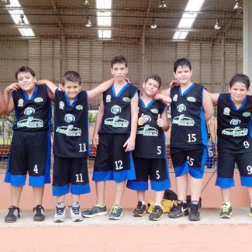 Basquete: equipes conquistam quatro vitórias em cinco jogos