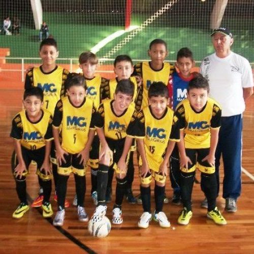 Equipe sub-11 de futsal vence Tapiratiba em jogo disputado em Casa Branca