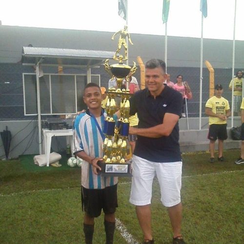 Sub 12 do C.F.A./Palmeirinha/Fhal Sports é campeão da Copa FIT Concreto em Tambaú
