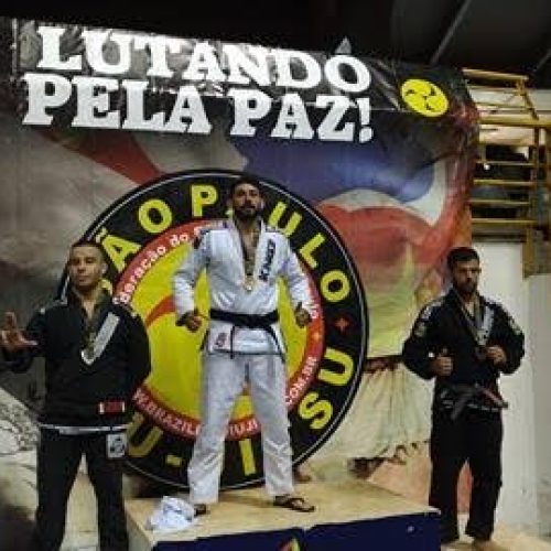 Jiu-Jitsu: atletas da Equipe Cícero Costha conquistam medalha em São Carlos