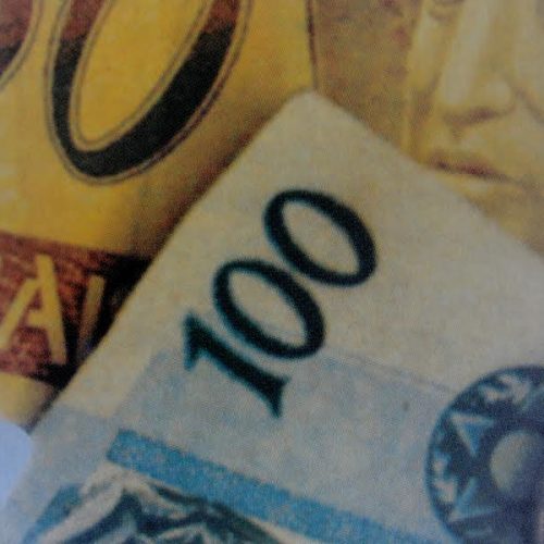 Governo estadual confere total de 25% de aumento a servidores da saúde