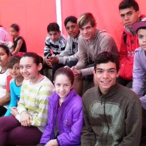 Atletas de ginástica artística de Porto Ferreira participam de reciclagem