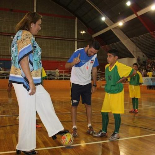 Abertura dos Jogos Escolares Ferreirense foi recheada de atrações