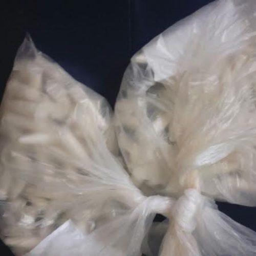 Homem de 20 anos é preso pela PM por tráfico de drogas; 159 pinos com cocaína foram apreendidos