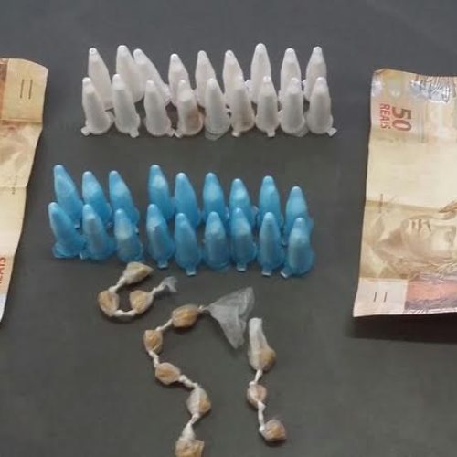 Jovem é preso pela PM por tráfico de drogas na Vila Maria