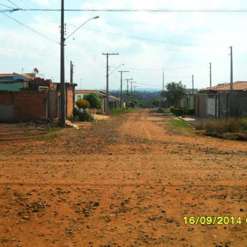 Morador do José Gomes ingressa com representação contra a Prefeitura pela falta de asfalto no bairro