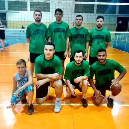 Máster Porto Ferreira é campeão do Municipal de Vôlei masculino