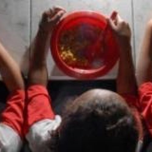 Educação alimentar é fundamental para evitar obesidade infantil, diz médico
