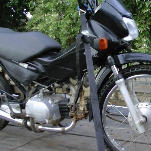 Moto furtada é localizada pela PM no Jardim São Manuel