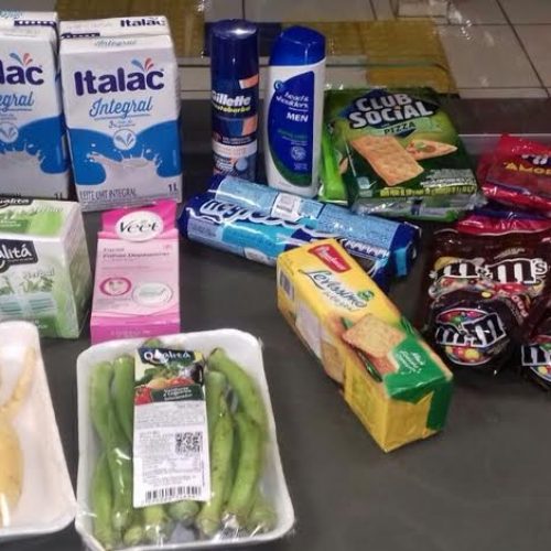 Casal de namorados é preso em flagrante por furto em supermercado
