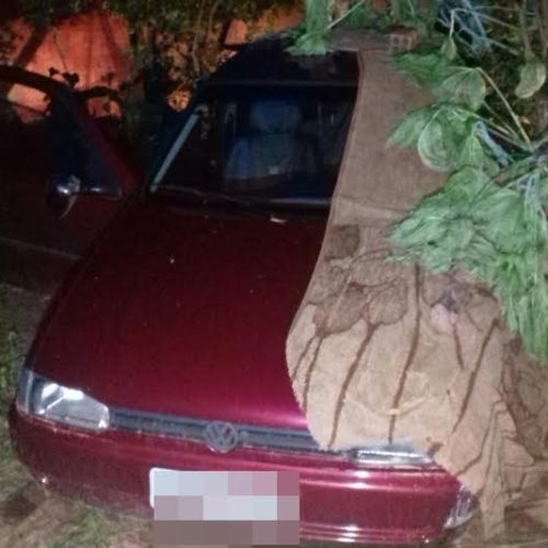 Aposentado de 71 anos é roubado e agredido por cinco assaltantes; Gol levado foi recuperado