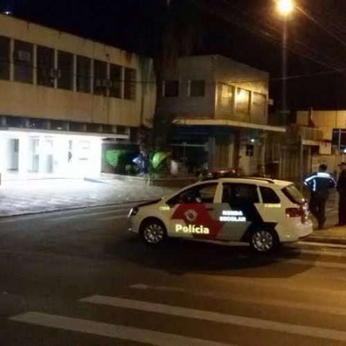 PMs frustram tentativa de assalto ao caixa eletrônico da Prefeitura de Porto Ferreira