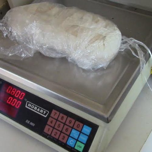 Menor de 17 anos foi apreendido pela PM no Porto Bello I por ato infracional de tráfico de drogas