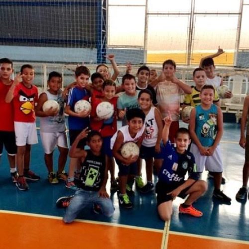 Secretaria de Esportes e Lazer abre novos núcleos para a prática de vôlei masculino