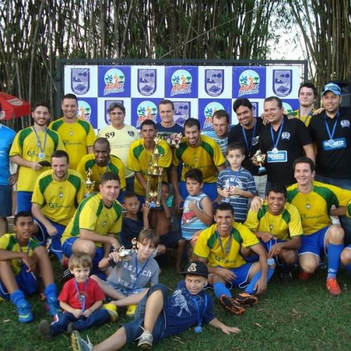 Oxiporto é a campeã do 2º Campeonato de Futebol Livre Idade do Clube de Campo