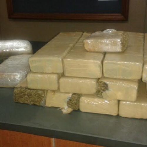 PM de Porto Ferreira apreende 12,5 quilos de maconha e 3 quilos de crack no Jardim Anésia II