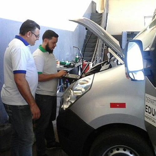 Veículos da frota municipal passam por vistoria do programa Despoluir