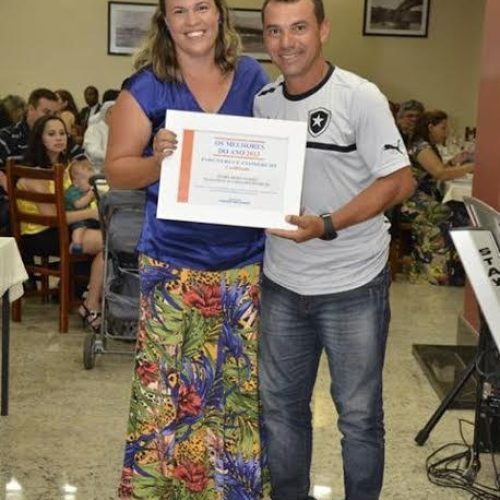 Escola Estrelas do Futuro recebe prêmio de melhores do ano