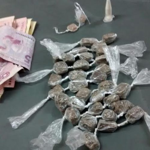 PM de Porto Ferreira realiza dois flagrantes de tráfico de drogas no Jardim Jandira
