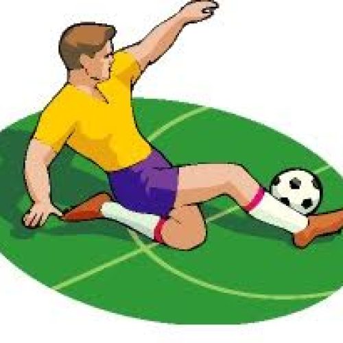Atletas da Escola de Futebol do Clube de Campo participam de jogos amistosos