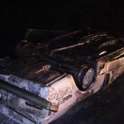 Incêndio em veículo na estrada do Brejão deixou pelo menos duas vítimas fatais
