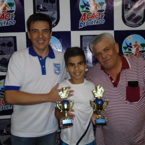 Edson e Mateus vencem o Torneio de Truco do Clube de Campo das Figueiras