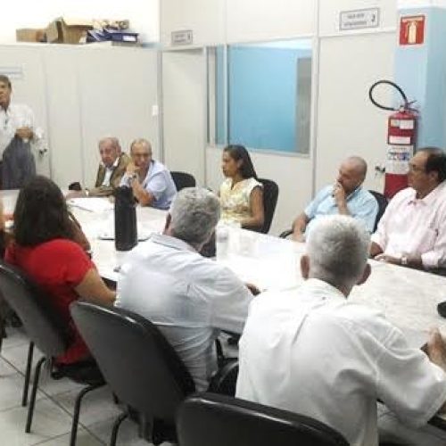 Câmara Municipal recebe Prefeitura e Hospital para intensificar combate à Dengue
