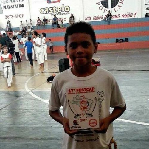 Alunos de capoeira da escola da Prefeitura participaram de campeonato em Tambaú