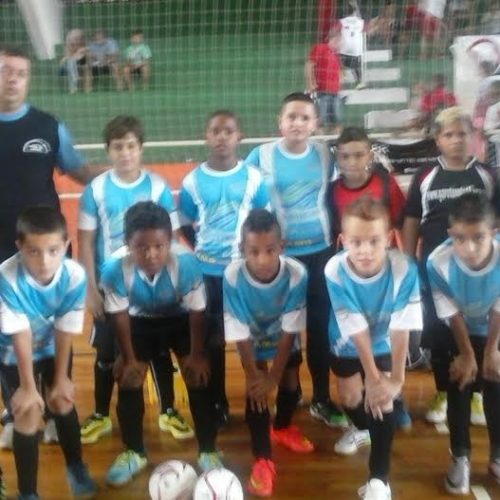 Sub 11 e Sub 13 do Projeto Garoto(a) Nota 10 vencem competição da Liga Ferreirense de Futsal