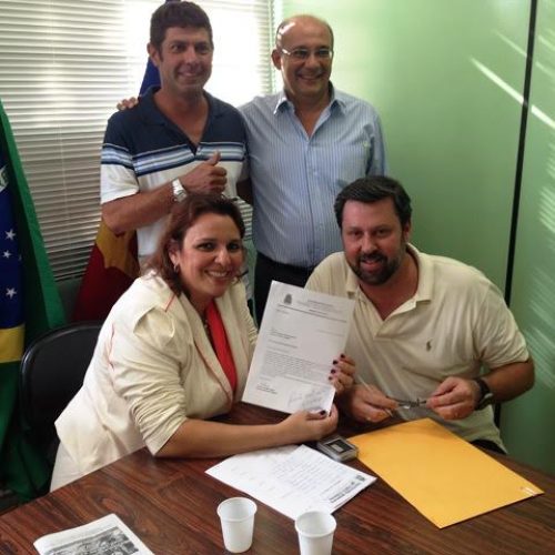 Prefeita Renata Braga recebe visita do deputado federal Carlos Sampaio