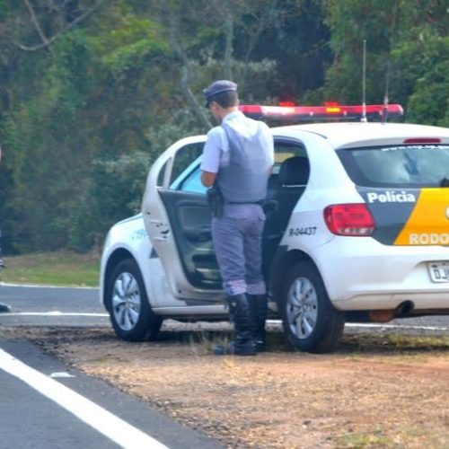 Trânsito intenso para o Domingo Aéreo provoca três acidentes