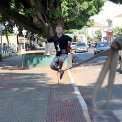 Slackline foi uma das atrações da Virada Esportiva em Porto Ferreira