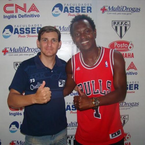 Porto Ferreira Futebol Clube recebe o jogador profissional Andrezinho, do Tianjin da China