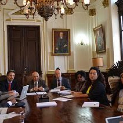 Comissão simplifica critérios para ingresso de população negra e indígena em concursos