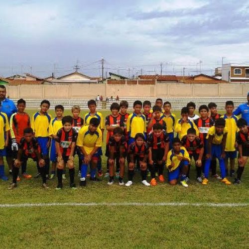 Futebol: equipes do Departamento de Esportes realizam amistosos