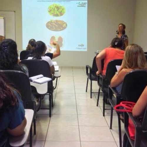 Parceria com a Cargill oferece formação para professores e merendeiras da rede municipal de ensino