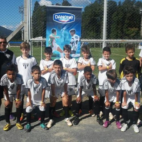 Sub 12 de futebol do P.F.F.C. fica entre os 5 melhores na etapa de Poços de Caldas da Copa Danone
