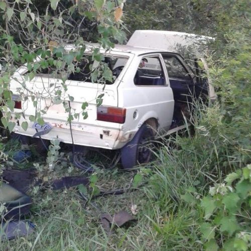 PM localiza Gol furtado em Descalvado em área de mata na estrada da “Fazendinha”