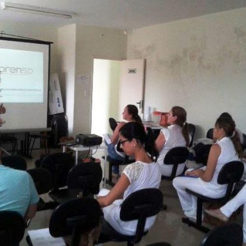 Conselho Regional de Enfermagem faz treinamento para profissionais do município