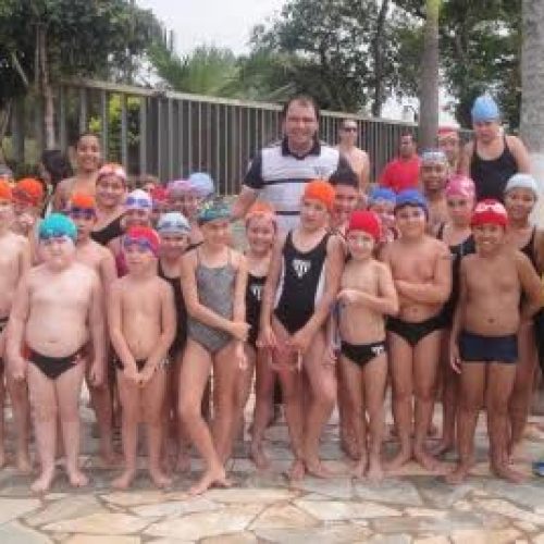 Alunos de base do P.F.F.C. participaram da 1ª Etapa de Verão do Festival Paulistinha de Natação