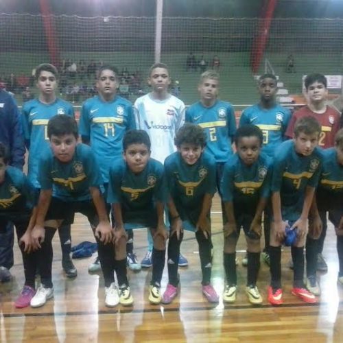 Sub 13 do Garoto(a) Nota 10 vence Tambaú pelo campeonato da Liga Ferreirense de Futsal