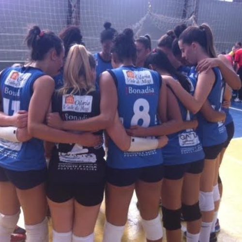 Voleibol feminino de Porto Ferreira joga semifinal nos Jogos Regionais em Lins